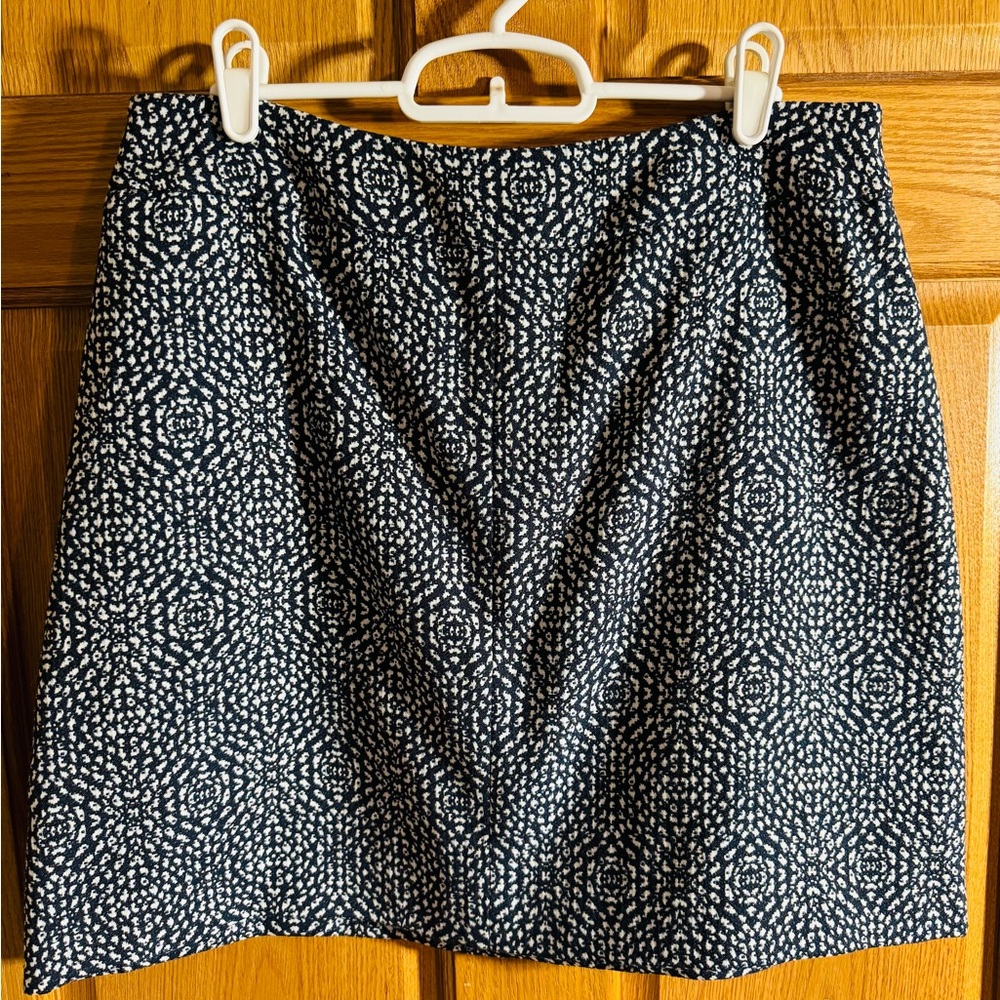 H&M Navy and White Patterned A-Line Skirt
